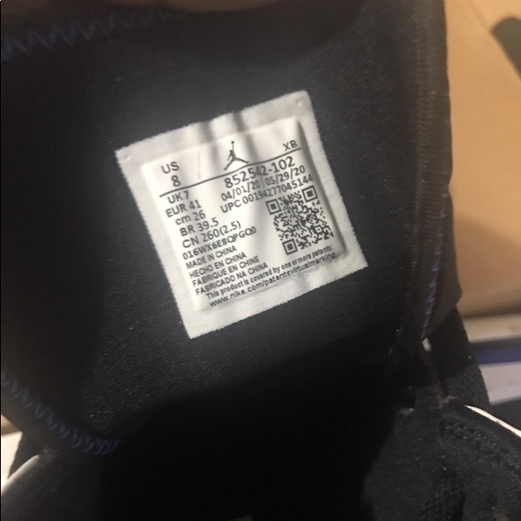 Jordan 1s mid se - Picture 4 of 4